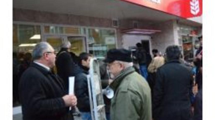 Zonguldak&rsquo;ta Ziraat Bankası'na 't.c.' Tepkisi