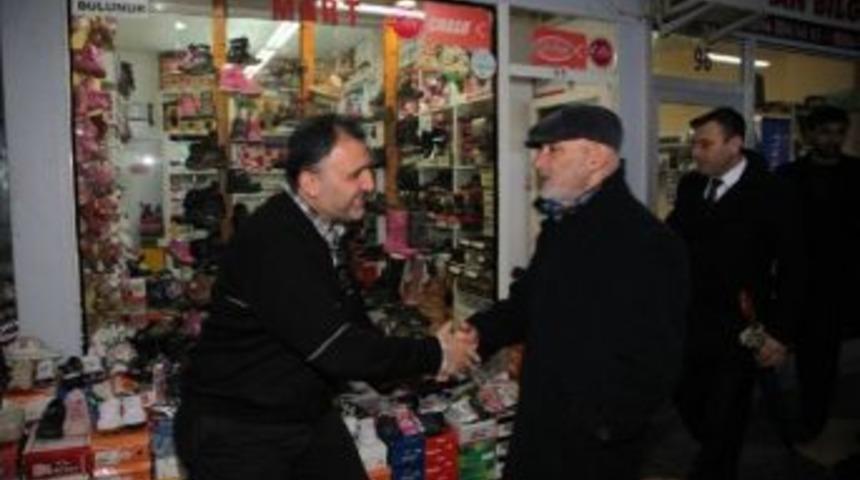 Başkan Altınok &Ouml;z, Halkın Sorunlarını Dinledi