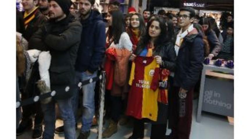 Melo: &ldquo;tek D&uuml;ş&uuml;ncemiz &Ccedil;eyrek Final&rdquo;