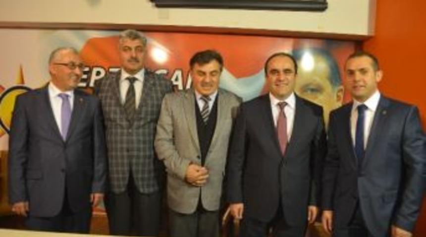 Ak Parti İl Başkanlığı İ&ccedil;in Temay&uuml;l Yoklaması Yapıldı