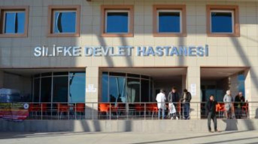 Kalorifer Bozuldu, Hastalar Evlerinden Getirdiği Elektrikli Sobalarla Isınıyor