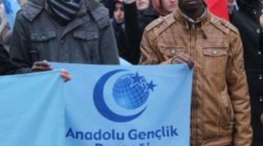 Abdulkadir Molla&rsquo;nın İdamı &Ccedil;anakkale&rsquo;de Protesto Edildi
