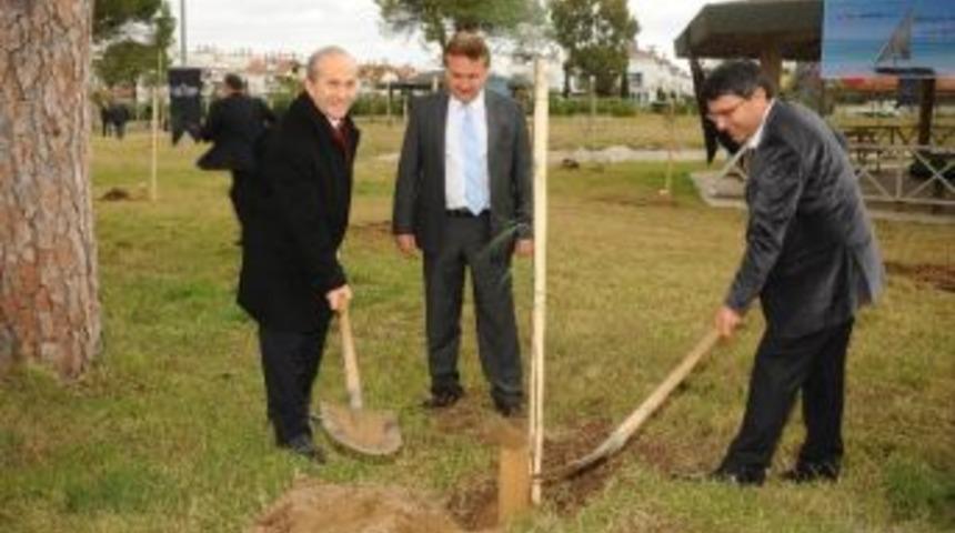 &lsquo;geleceğimiz Doğa&rsquo; Kampanyası Fidan Dikimiyle Başladı