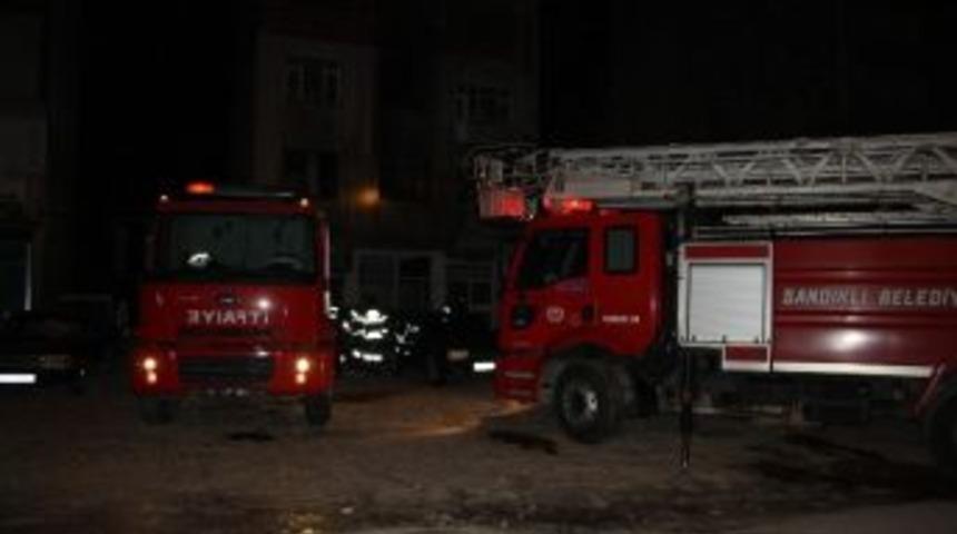 Sobaya D&ouml;k&uuml;len Tiner Parladı: 6 Yaralı