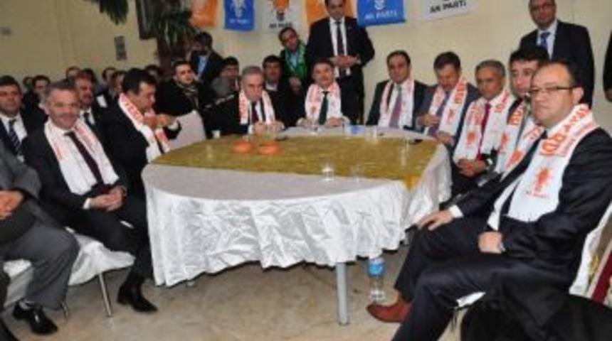 Tanrıverdi, Manisa'da Partilileriyle Buluştu