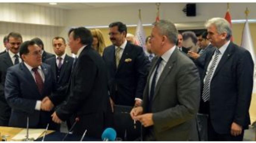 T&uuml;rk İş Adamlarına Y&ouml;nelik Macaristan'dan Vize Kolaylığı Uygulaması Y&uuml;r&uuml;rl&uuml;ğe Girdi