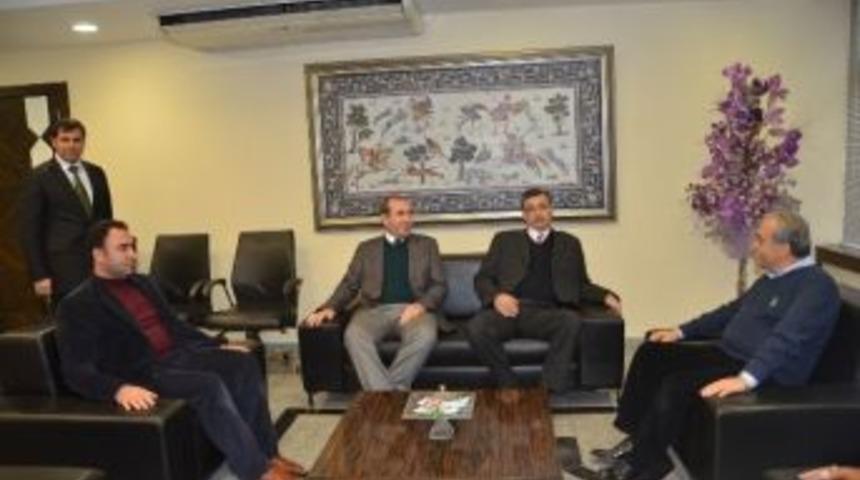 Fakıbaba'yı Ziyaret Eden G&uuml;ven&ccedil;, Birliktelik &Ccedil;ağrısı Yaptı