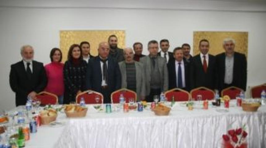 Ak Parti Yozgat Belediye Başkan Adayı Ve Aday Adayları Bir Araya Geldi