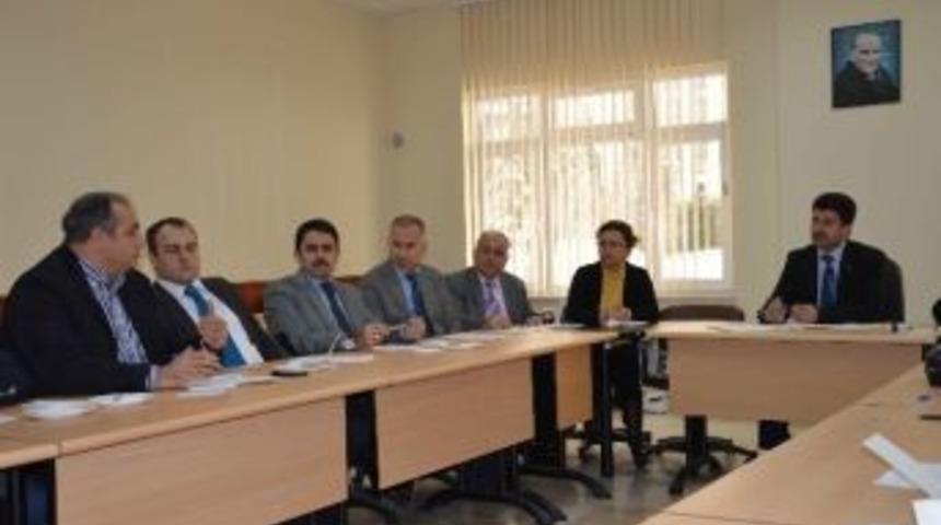 Sakarya&rsquo;da İş D&uuml;nyası İle &Uuml;niversite &Ouml;ğrencilerini Buluşturma Toplantısı Yapıldı