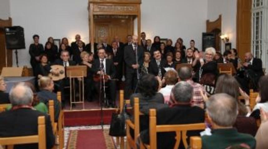 Korodan Solistler Ge&ccedil;idi