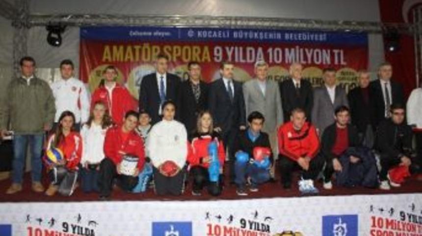 Kocaeli'de Amat&ouml;r Spor Kul&uuml;pelerine Malzeme Yardımı