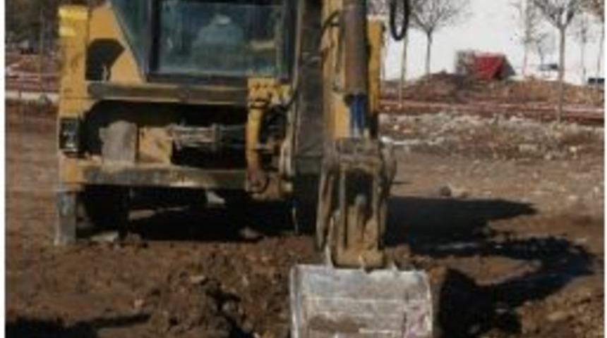 Unıcef Tarafından Suriyeli &Ouml;ğrenciler İ&ccedil;in Yaptırılan Okulun Temeli Atıldı