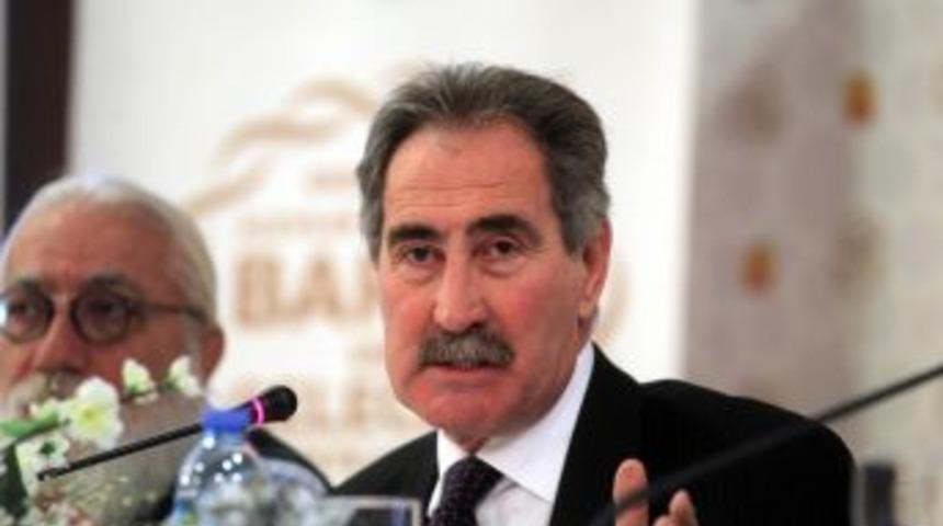 AK Parti'li G&uuml;nay: Her Zaman Siyasi Iktidarı Aşan Derin Bir Devlet Var