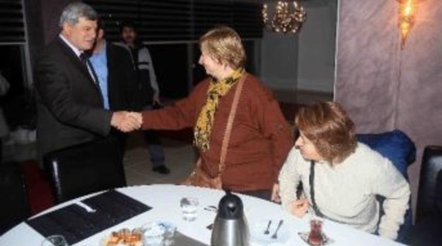 Başkan Karaosmanoğlu'nun Mahalle Ziyaretleri Devam Ediyor