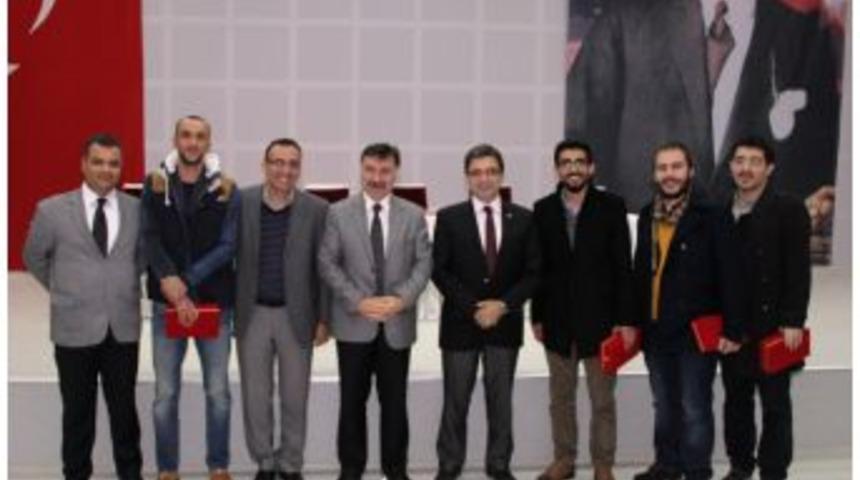 İK&Ccedil;&Uuml; Kamp&uuml;s&uuml; &Ouml;d&uuml;ll&uuml; Kısa Filmleri Ağırladı