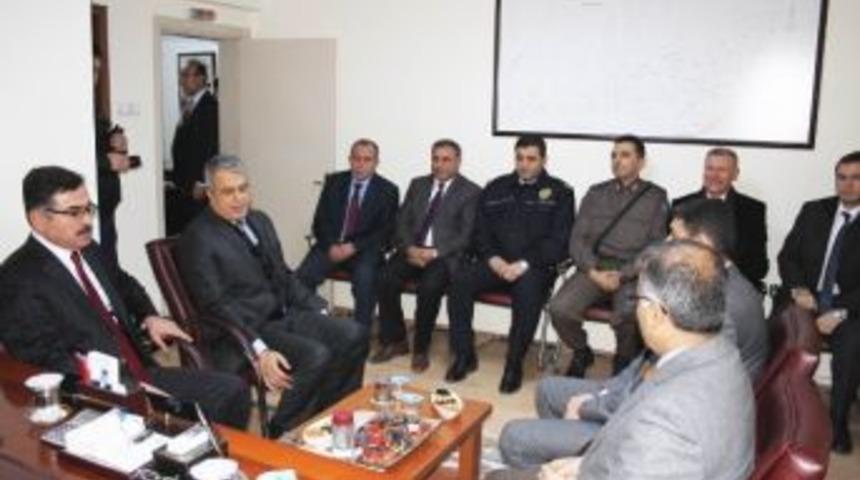 Vali Turhan&rsquo;dan Kaymakam Erguvan&rsquo;a Ziyaret