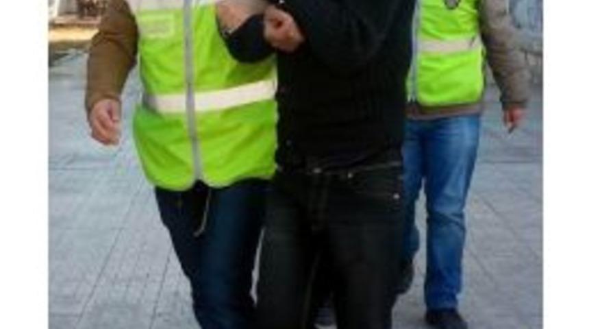 Hırsızlık Ş&uuml;phelisi 5 Kişi Yakalandı