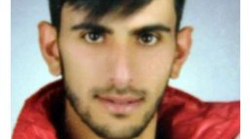 İntihar Eden Nişanlı &Ccedil;ift Toprağa Verildi