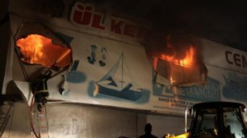 Bursa'da Alevli Gece