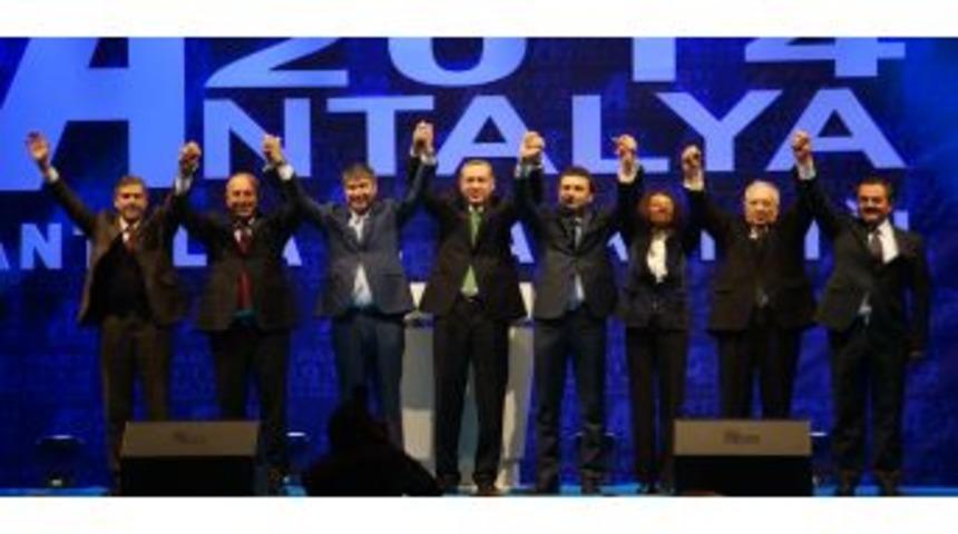 AK Parti'nin Antalya Adayı Menderes T&uuml;rel