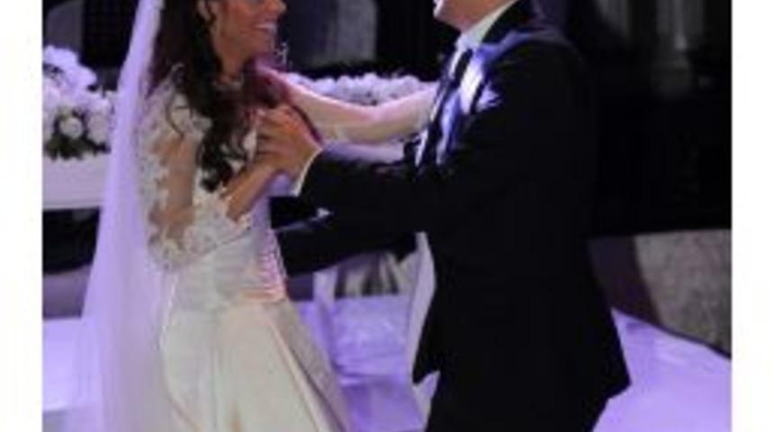 Hounduraslı Gelin Adıyamanlı Damata T&uuml;rk&ccedil;e "evet" Dedi