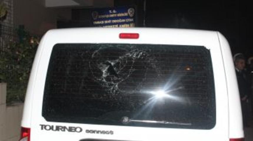 Adanasporlu Taraftarlar Olay &Ccedil;ıkardı