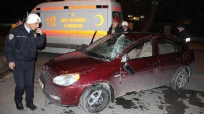 Samsun'da Trafik Kazası: 2 Yaralı