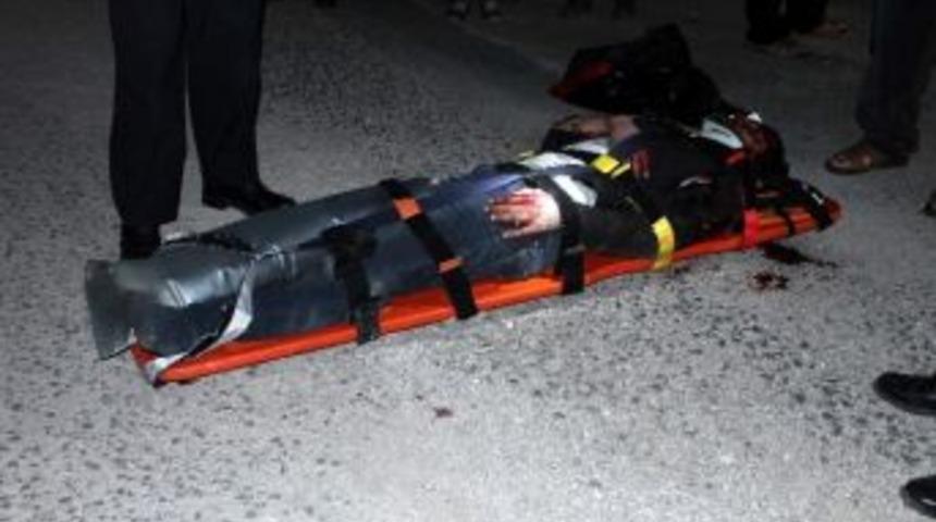 Antalya'da Trafik Kazası: 2 Yaralı