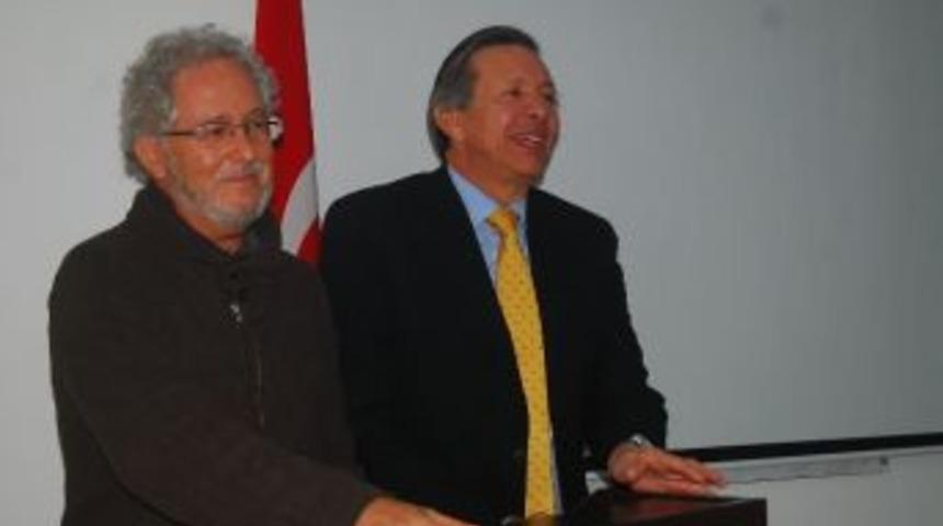 D&uuml;nyaca Tanınan Kolombiyalı Edebiyat&ccedil;ı Hector Abad Facioline Ankara&rsquo;da