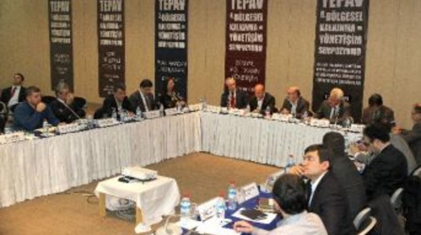 &Ccedil;ankaya Belediye Başkanı Tanık, Kentsel Gelişmenin Y&ouml;netişimi Toplantısına Katıldı