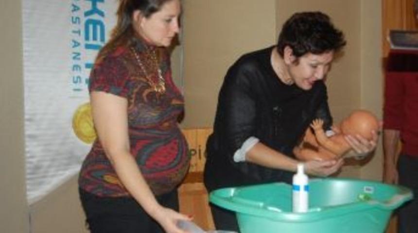 &ldquo;sağlıklı Bebekler, Mutlu Anneler&rdquo; Seminerinden Baba Adaylarına Uyarılar