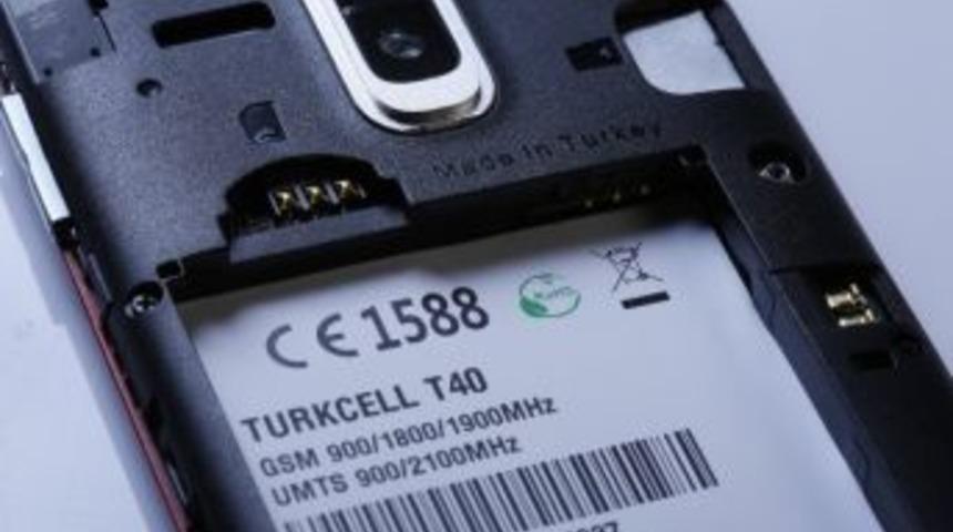 İlk Yerli &Uuml;retim Telefon Turkcell T40&rsquo;lar Banttan &Ccedil;ıktı