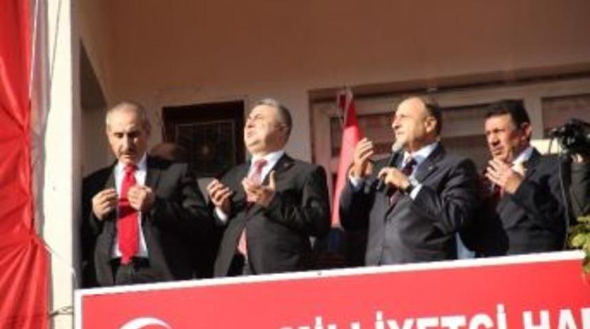 Mhp Genel Başkan Yardımcısı Vural, Miting Alanından Ge&ccedil;en Cenazeye Dua Okuttu