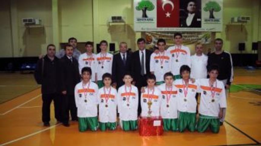 500 Sporcu Basketbol Turnuvasında Buluşacak