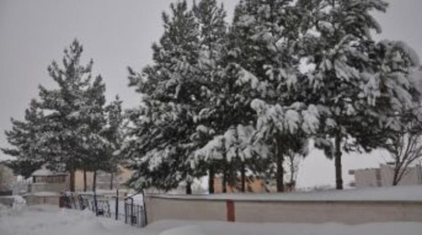 Şırnak'ta 112 K&ouml;y Yolu Ulaşıma Kapalı