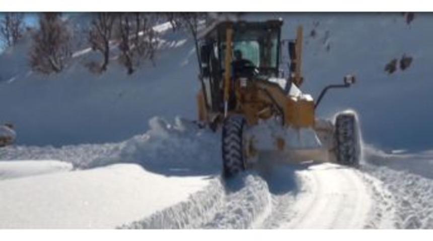 Şırnak&rsquo;ta Kapanan K&ouml;y Yolları A&ccedil;ılıyor
