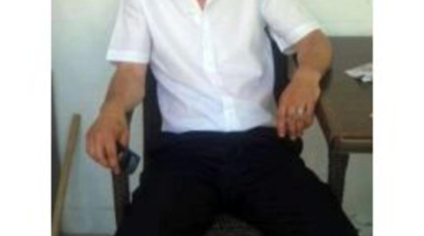 &Ccedil;atıdan Evine Girmeye &Ccedil;alışırken Yere D&uuml;ş&uuml;p &Ouml;ld&uuml;