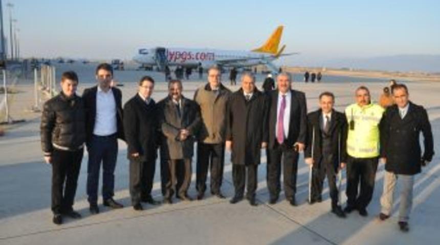 Pegasus Haftada &Uuml;&ccedil; G&uuml;n Edremit'ten İstanbul'a U&ccedil;uyor