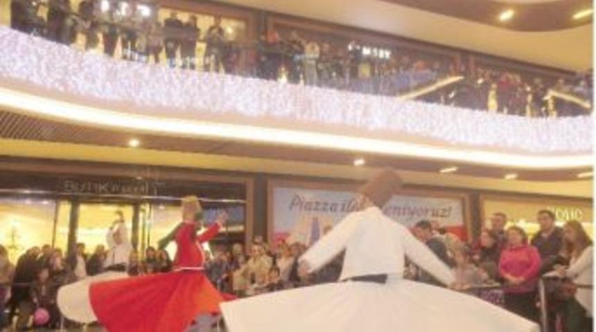 Mevlana Samsun Piazza'da Anıldı