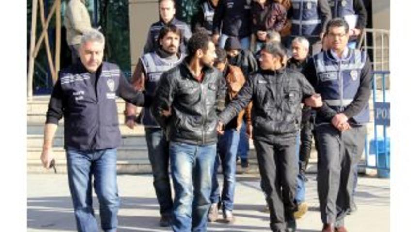 Gasp Ş&uuml;phelisi 9 Suriyeli G&ouml;zaltına Alındı