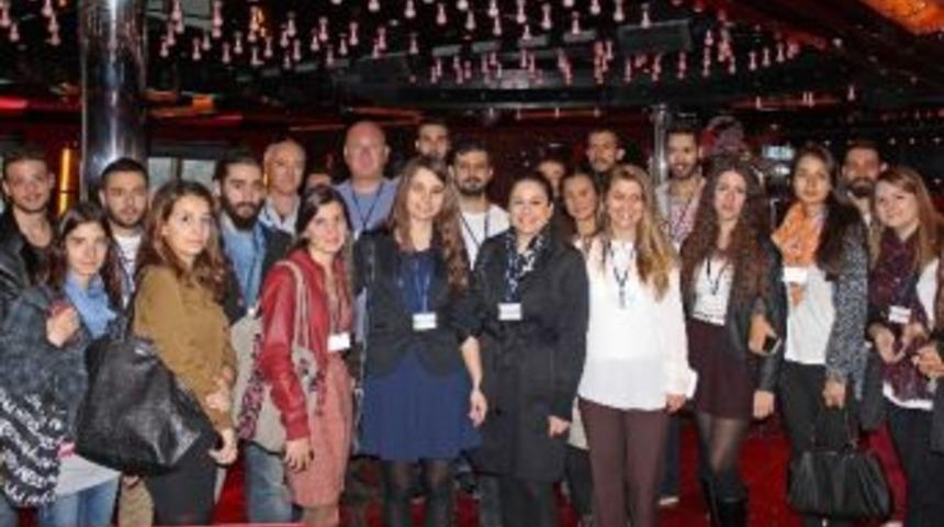 Kruvaziyer Turizmi İzmir'in Y&uuml;z&uuml;n&uuml; G&uuml;ld&uuml;rd&uuml;