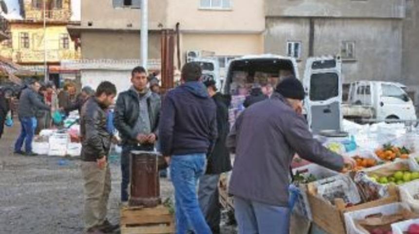 Kelkit&rsquo;te Pazarcıların Soğukla İmtihanı