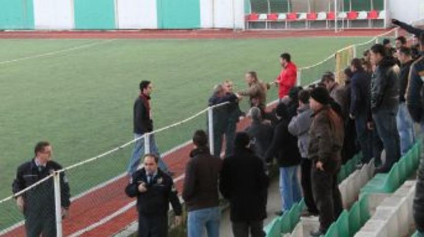 Bursa'da Amat&ouml;r Ma&ccedil;ta Olaylar &Ccedil;ıktı