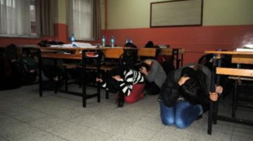 Canını Seven &Ouml;ğrenciler, Harekete Ge&ccedil;ti