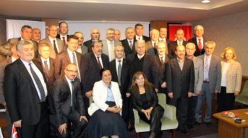 Konukoğlu Deneyimlerini Y&ouml;net İcilerle Paylaştı