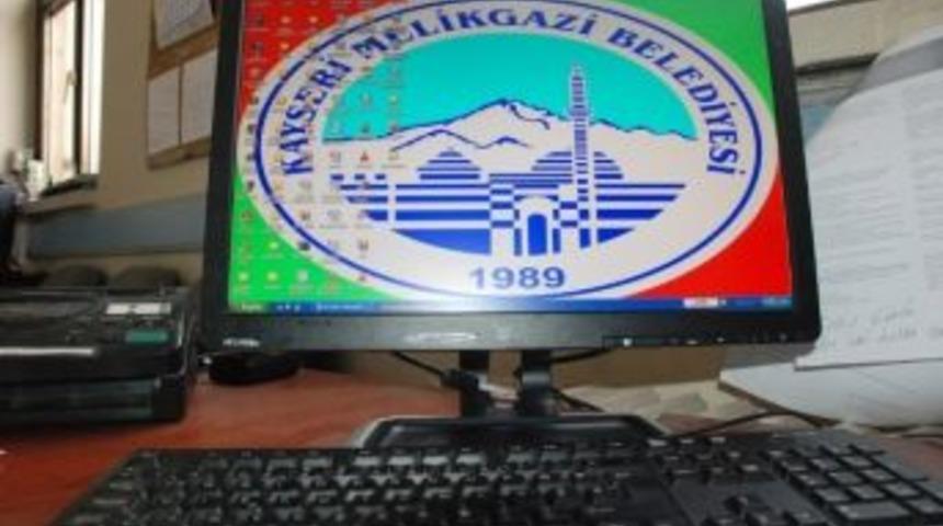 Bilgi İşlemde Bilgisayarlar T&uuml;rk&ccedil;eye Uyumlu