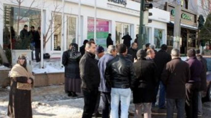 Evleri Garaj Tapulu Olduğu İ&ccedil;in Doğalgaz Alamayan Ailelerin Feryadı