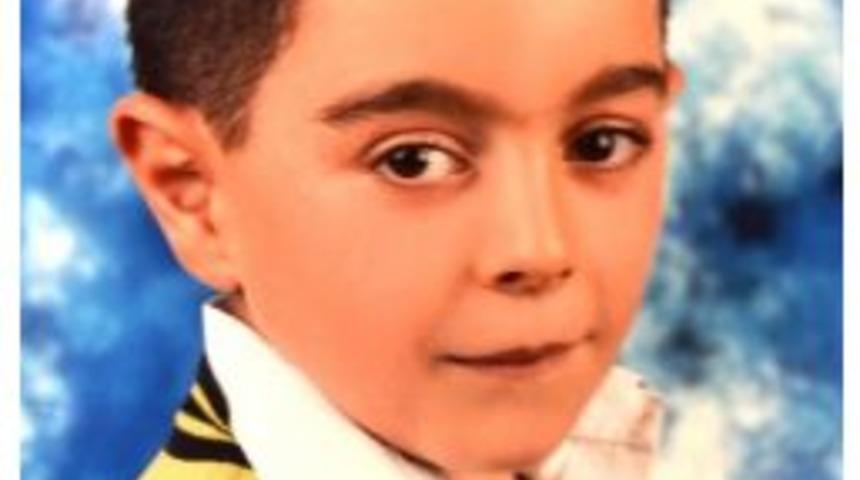 7 Yaşındaki &Ccedil;ocuk Baza Kurbanı Oldu