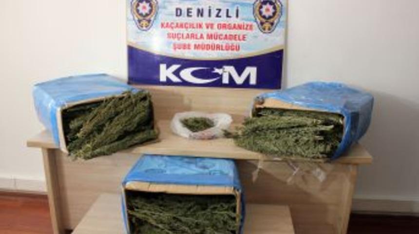 Denizli'de 15,5 Kg. Esrar Ele Ge&ccedil;irildi