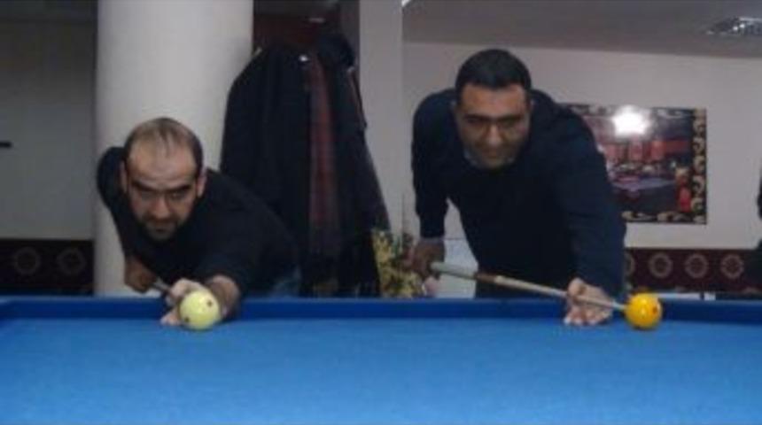 Vanlı Depremzedeler İ&ccedil;in Bilardo Turnuvası